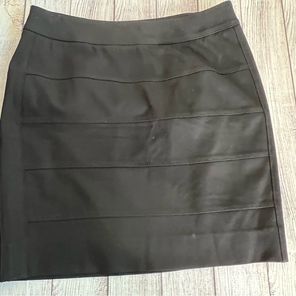White House Black Market Black Skirt 8